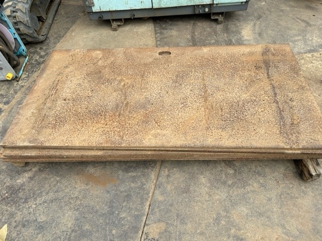 中古敷き鉄板19ｍｍ×３尺×６尺
